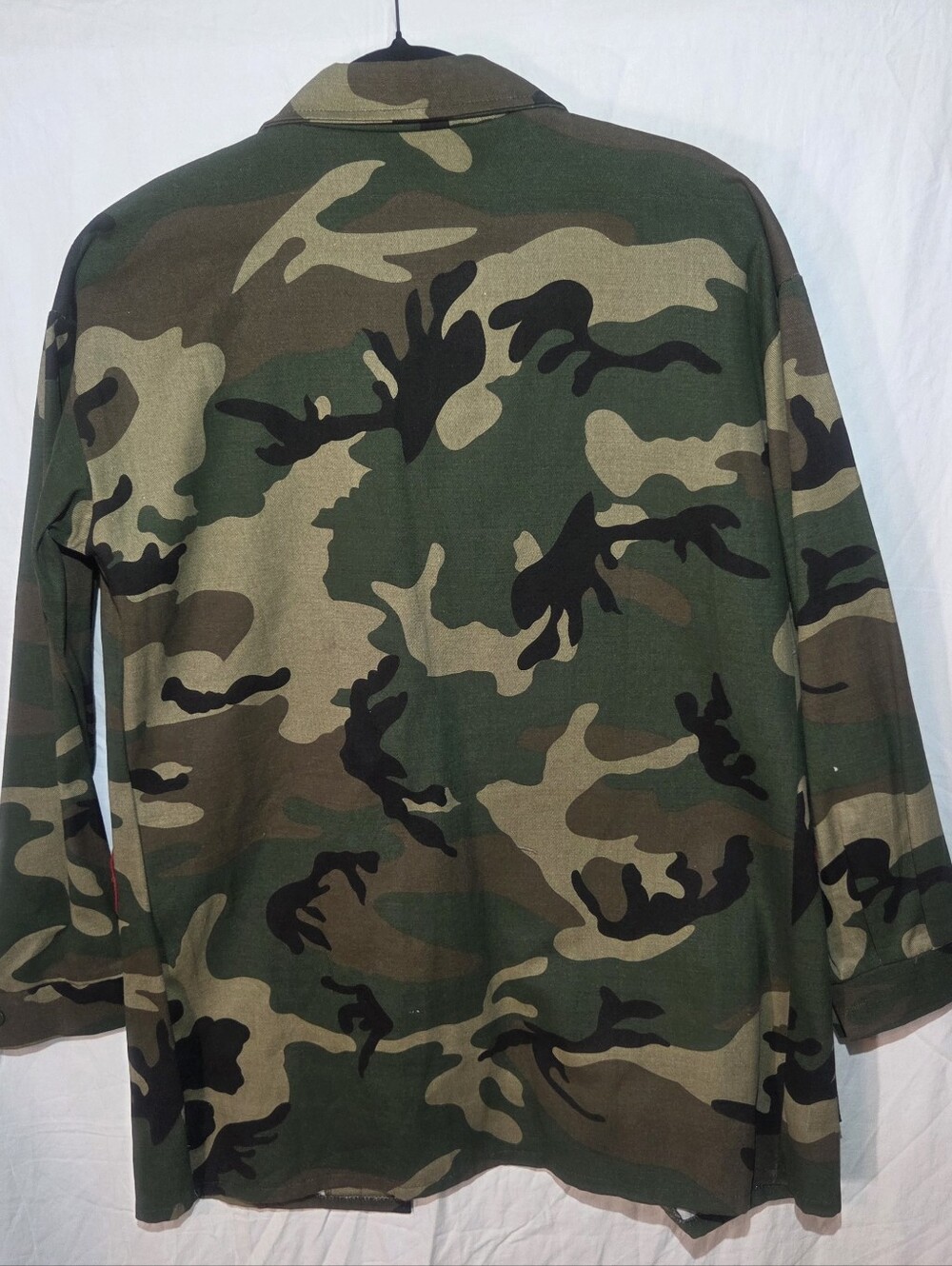 Camo Jacket with Red Sequin Lips - Picture 4 of 10